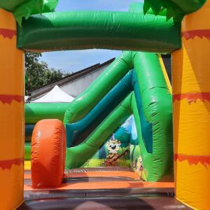 Structure gonflable " LA FORET"