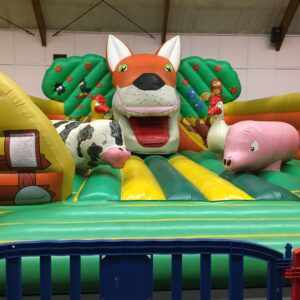 Structure gonflable parc d'activitées "LE RENARD"