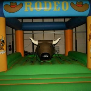 Structure gonflable "LE TAUREAU"