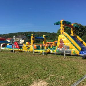 Structure gonflable parcour "LE JUNGLE" 35 m