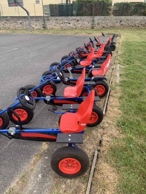 circuit de karts BERG "les véhicules "
